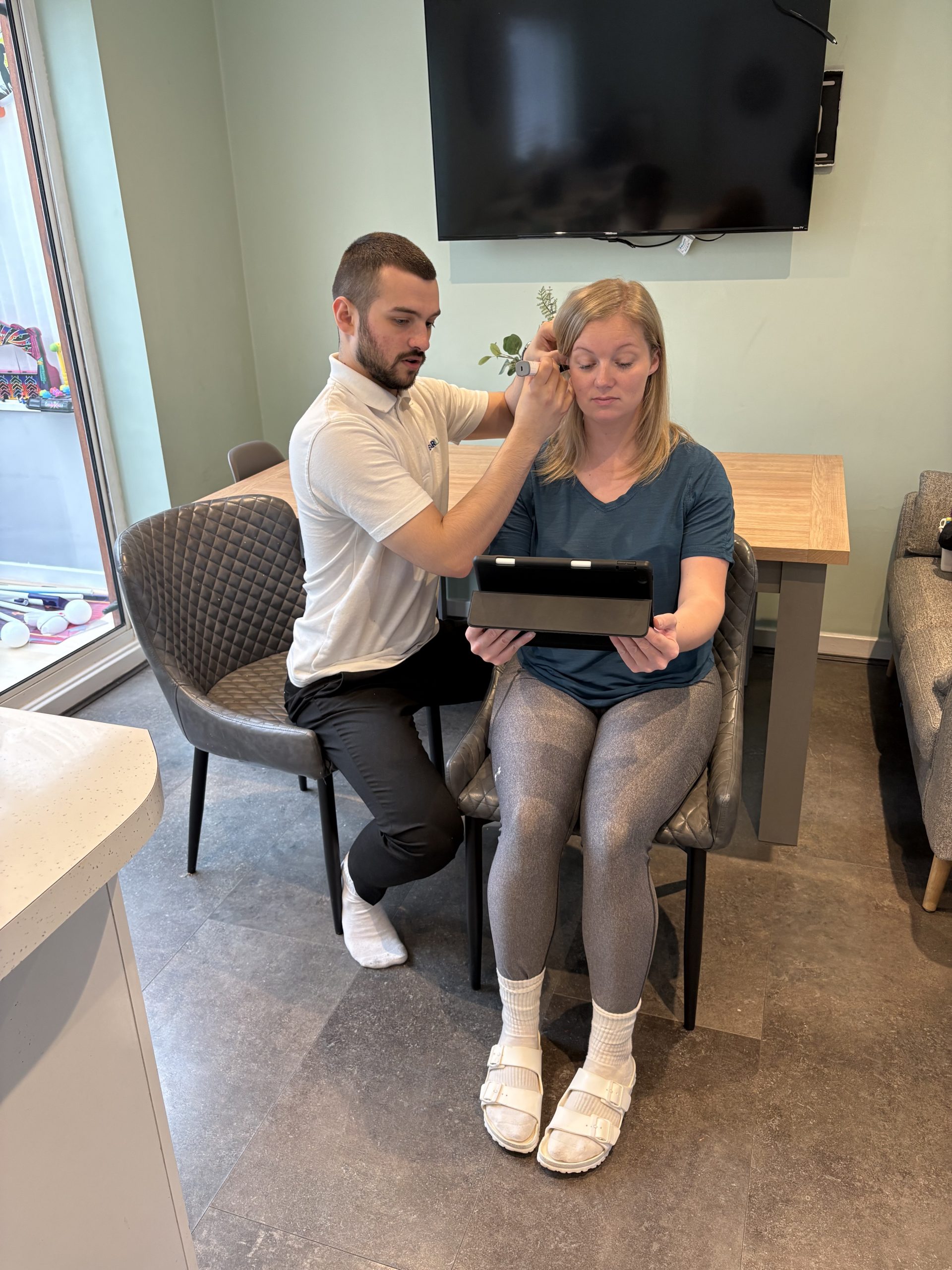 Ear wax removal Newcastle upon Tyne home visit by qualified Earluxe specialist
