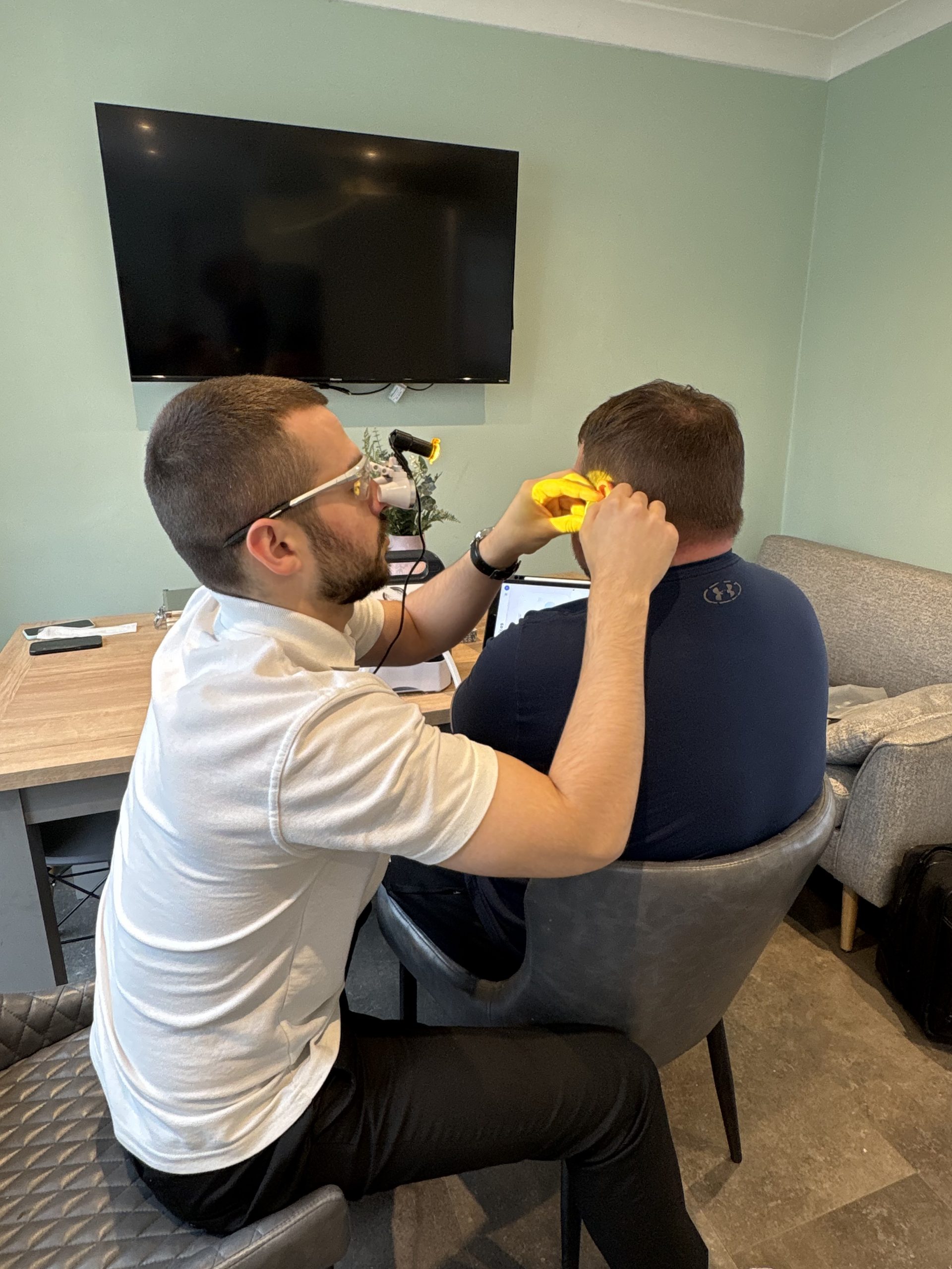 Professional ear wax removal Newcastle upon Tyne by Earluxe qualified specialist